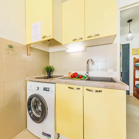 Apartment Les Floralies Ii-13 By Interhome Le Grau-du-Roi